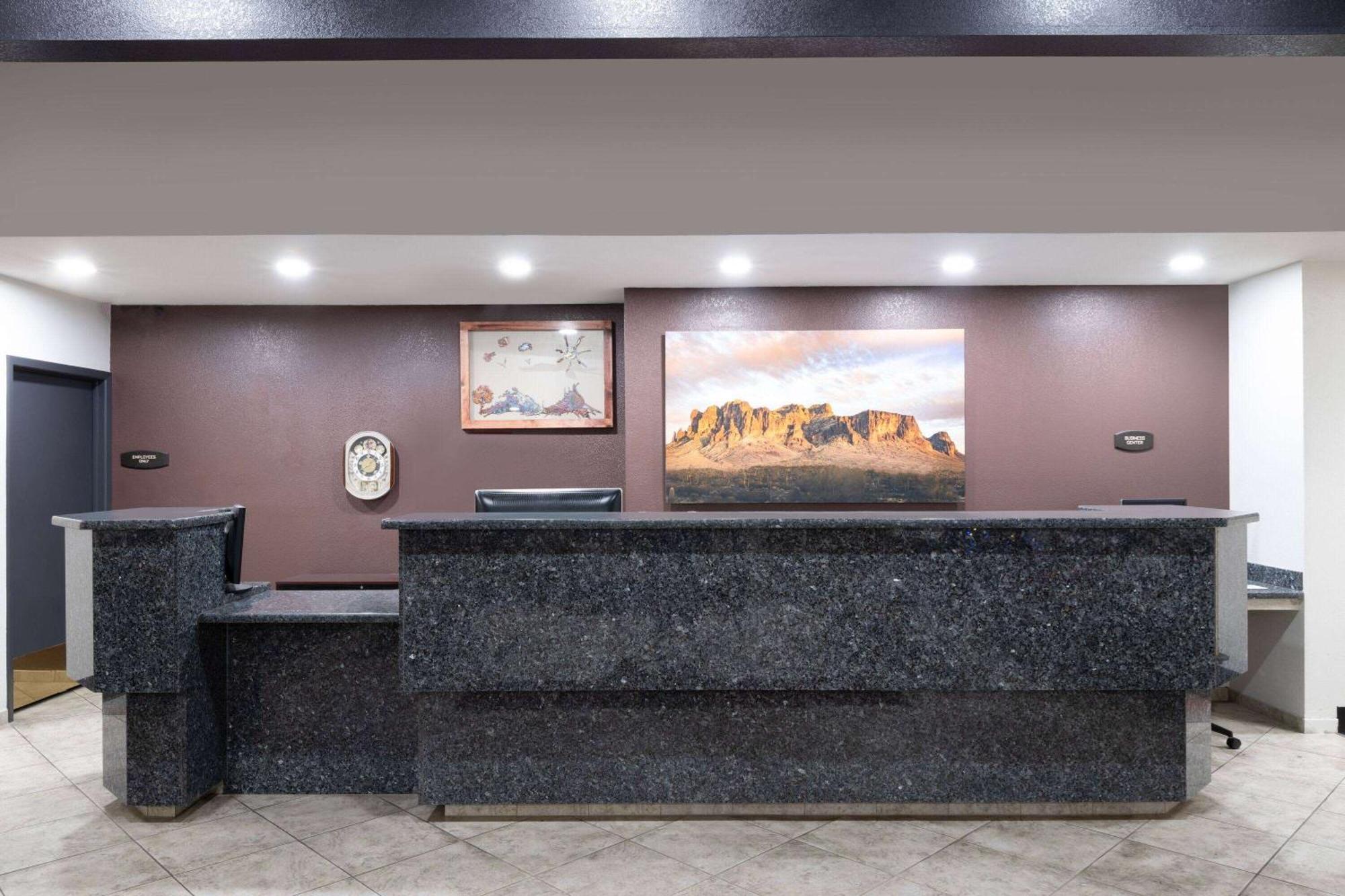 Travelodge By Wyndham Globe Az Kültér fotó